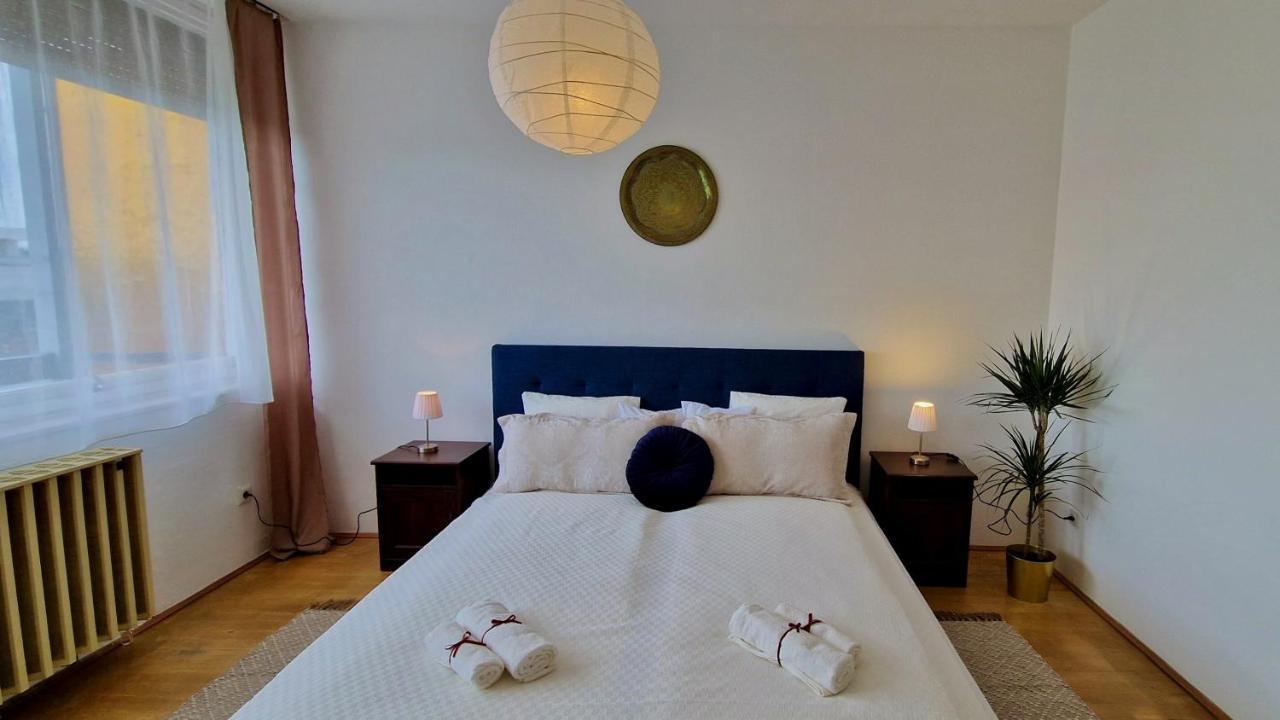 شقة Nosztalgia Apartman Veszprém المظهر الخارجي الصورة